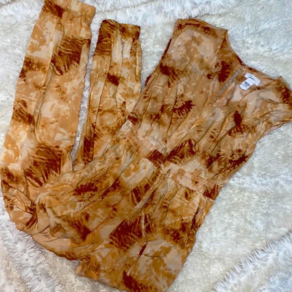 Tan/Neutral Jumpsuit - Picture 1 of 1